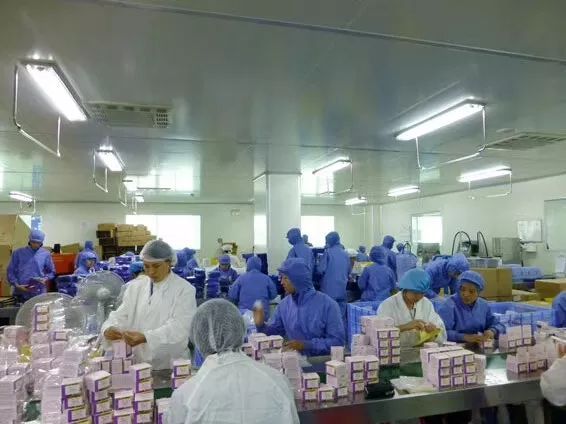 花都化妆品厂 包吃住、工作轻松、同事美女如云，开启理想职场之旅